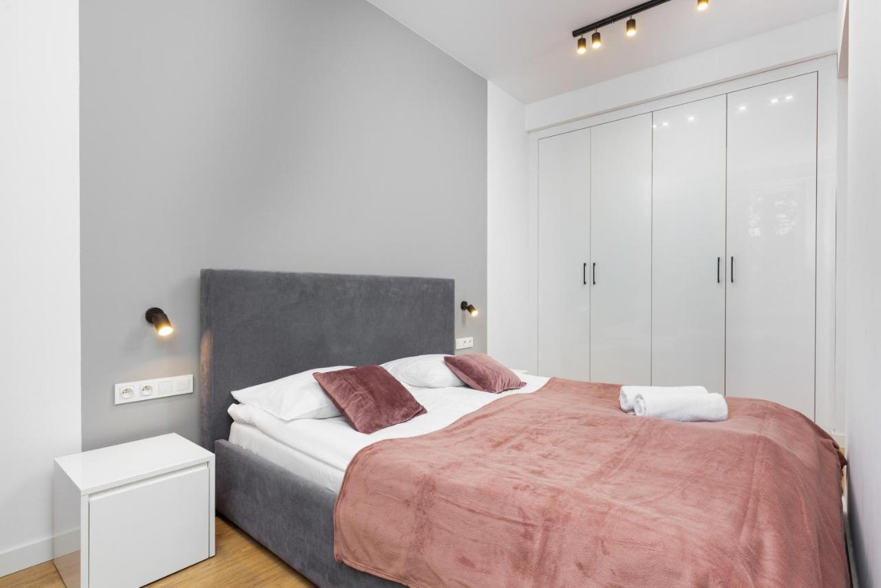 Slawinska Apartment Warsaw Wola By Noclegi Renters Eksteriør bilde