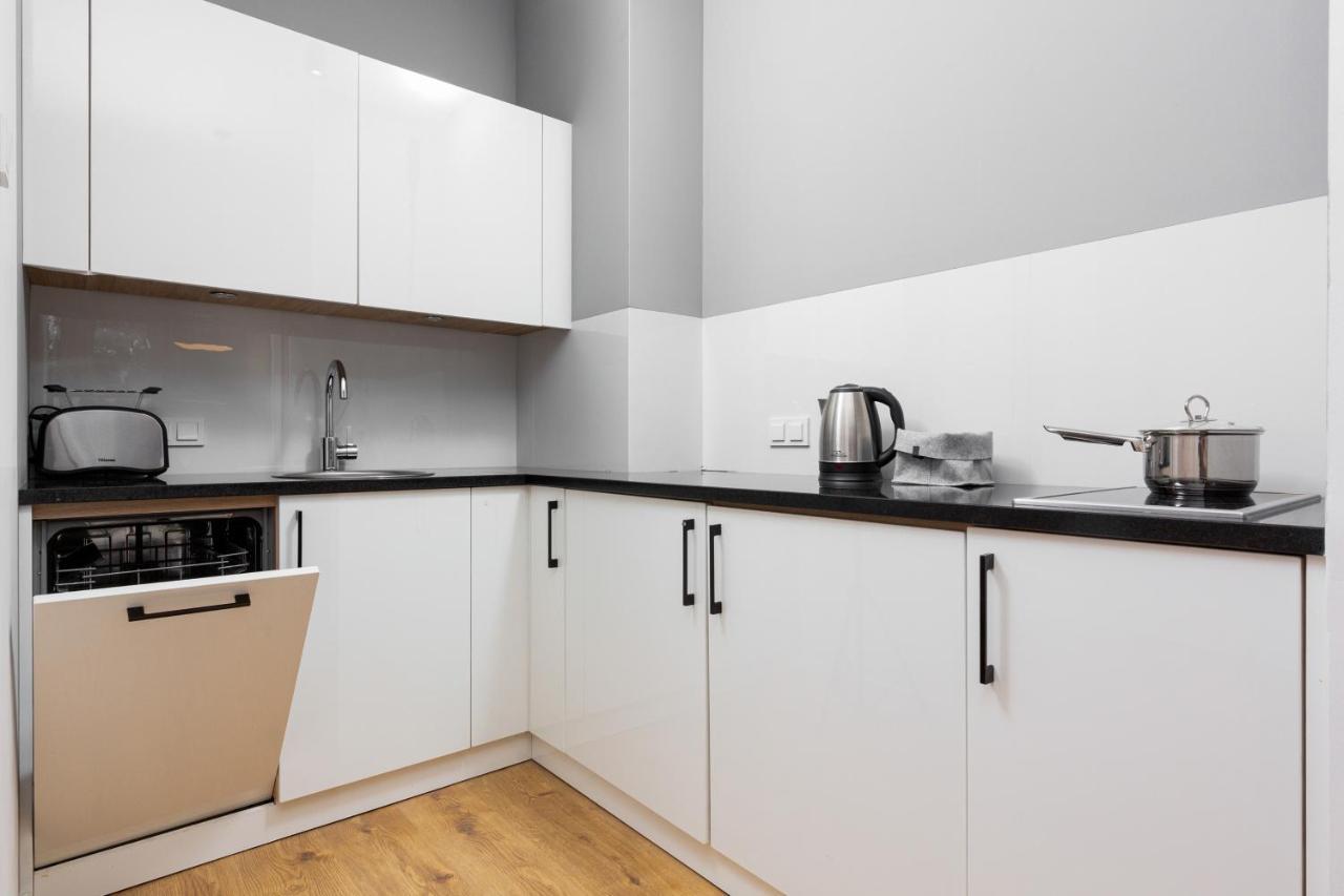 Slawinska Apartment Warsaw Wola By Noclegi Renters Eksteriør bilde